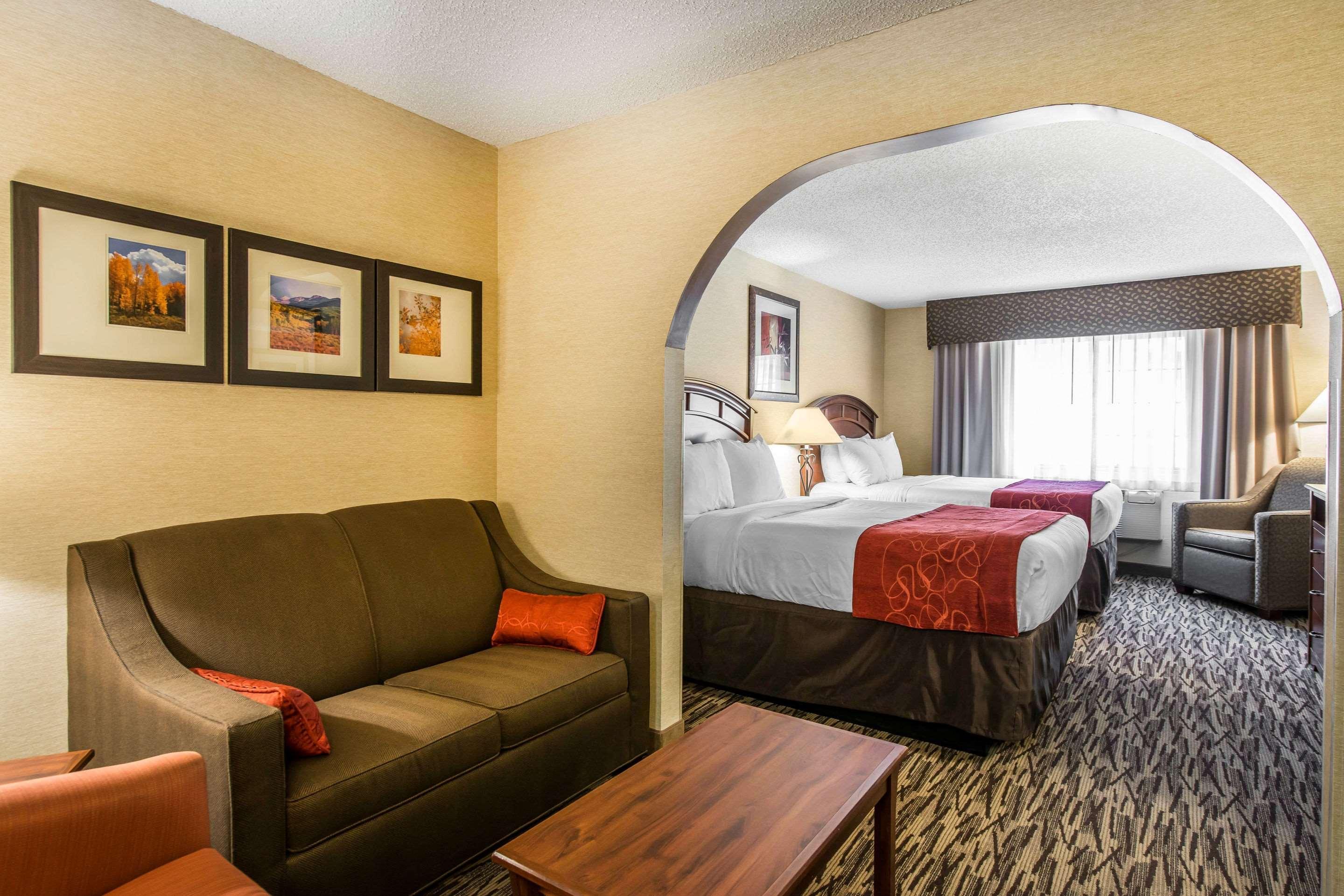 Comfort Suites Golden West On Evergreen Parkway Extérieur photo
