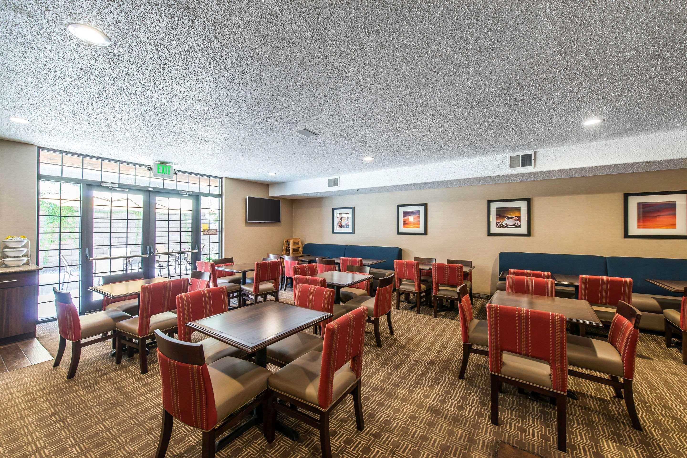 Comfort Suites Golden West On Evergreen Parkway Extérieur photo
