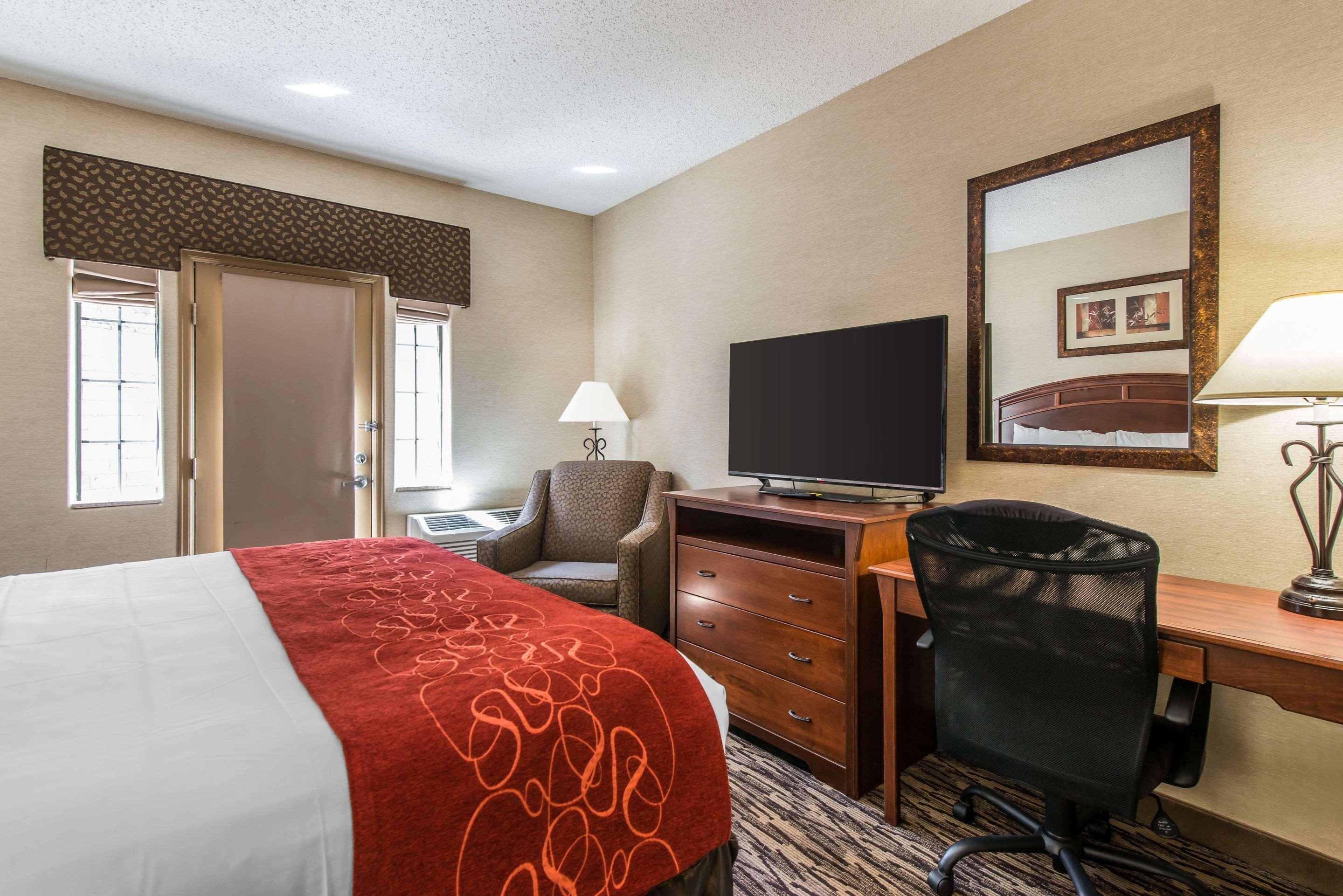 Comfort Suites Golden West On Evergreen Parkway Extérieur photo