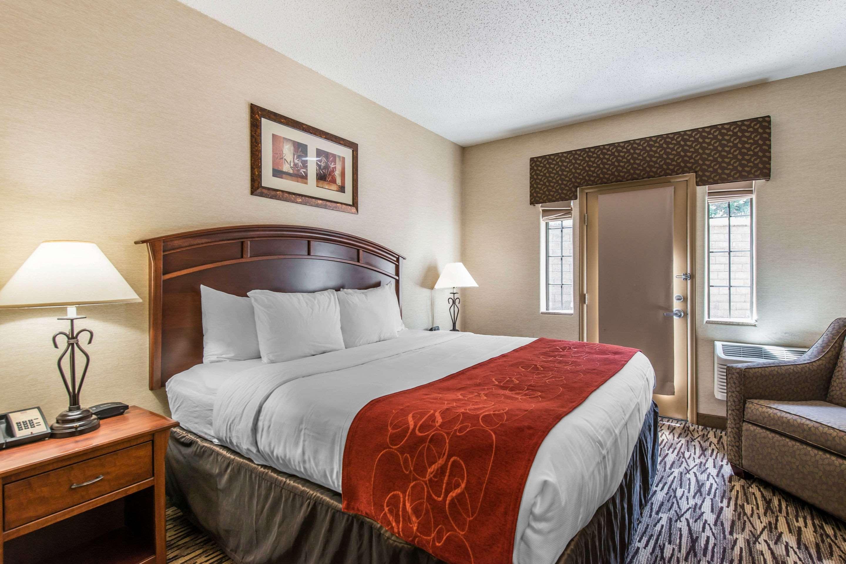 Comfort Suites Golden West On Evergreen Parkway Extérieur photo