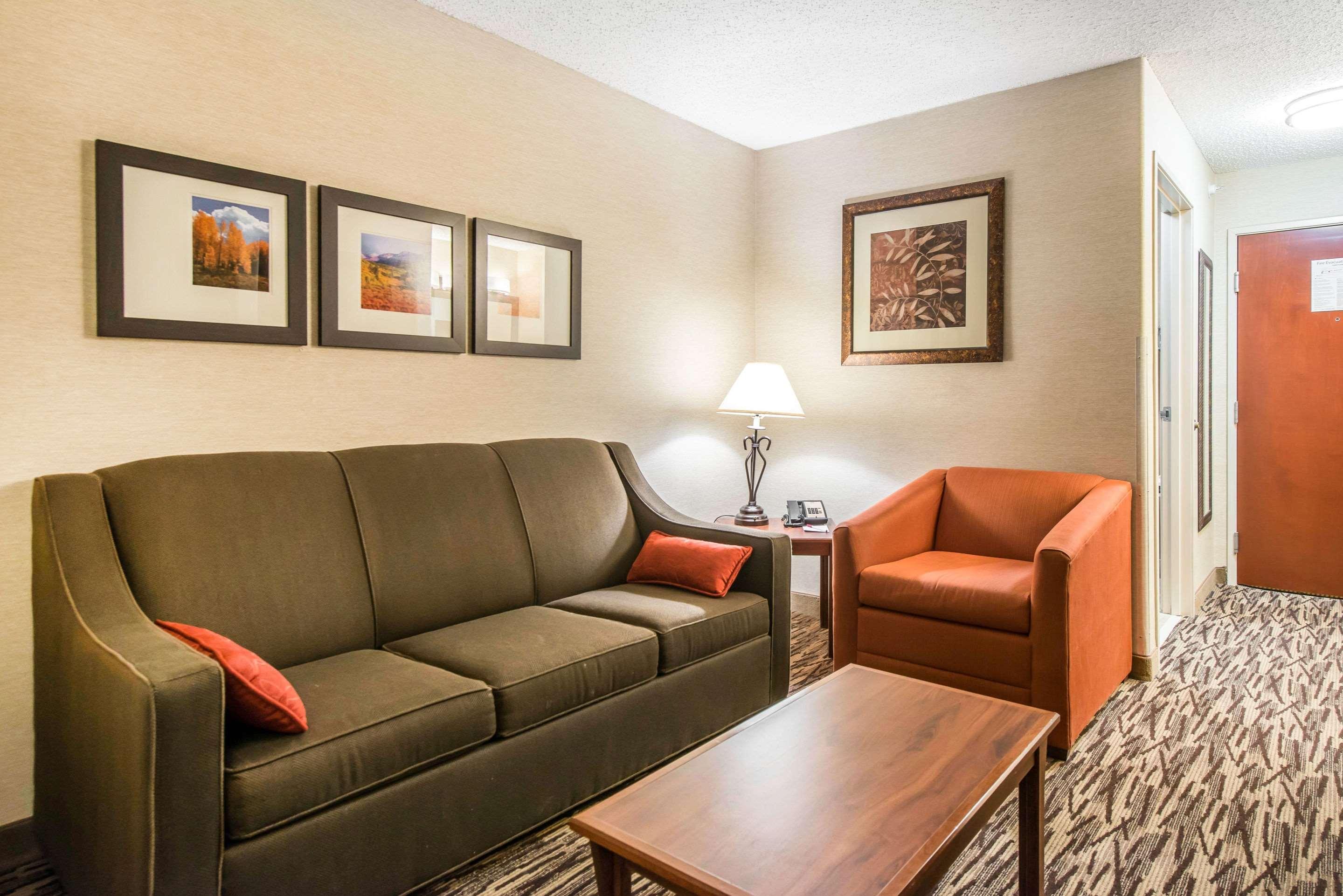 Comfort Suites Golden West On Evergreen Parkway Extérieur photo