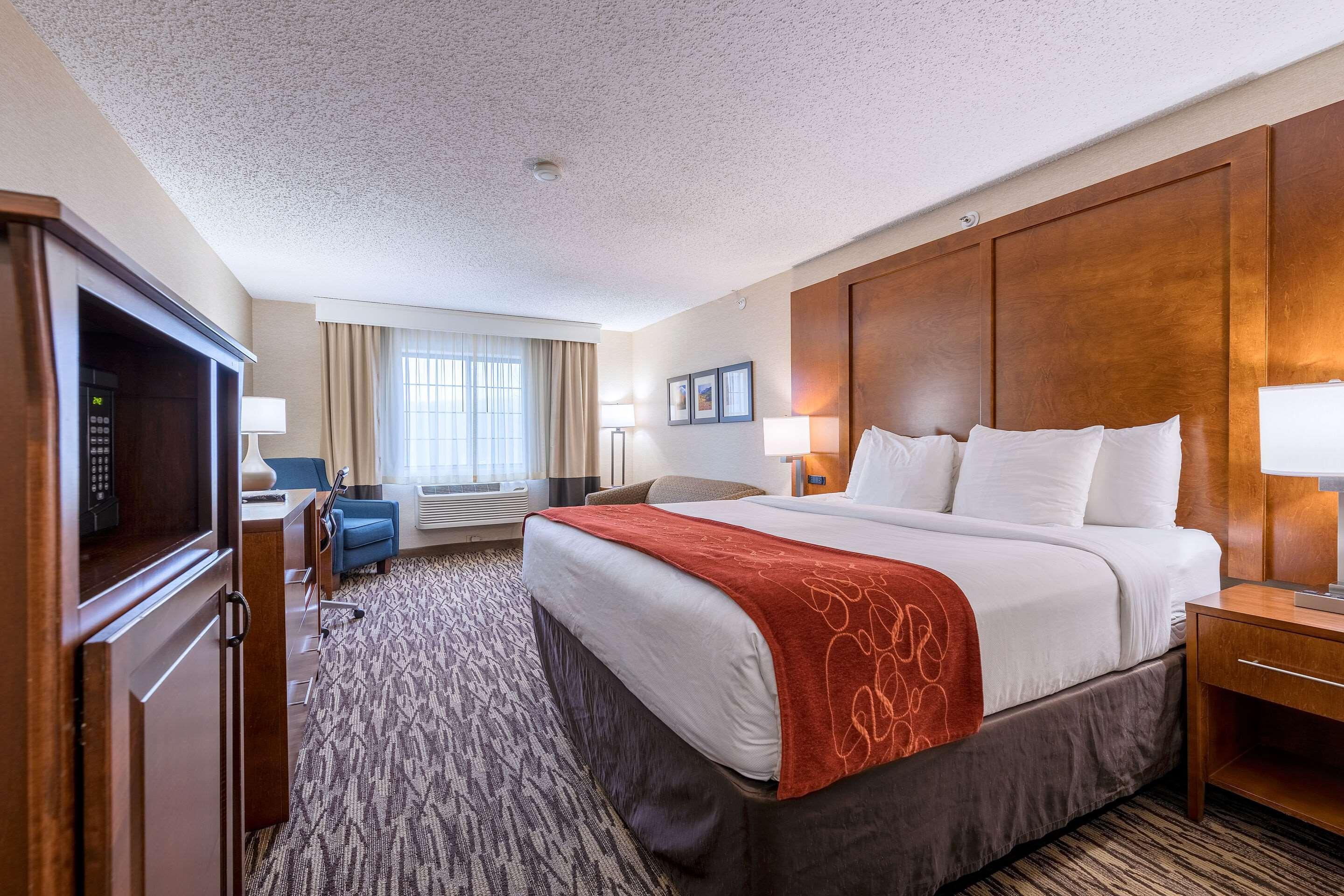 Comfort Suites Golden West On Evergreen Parkway Extérieur photo