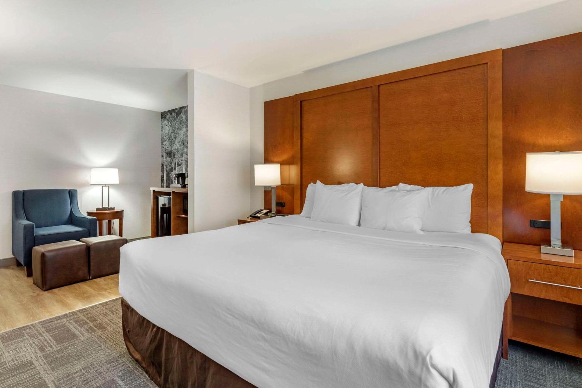 Comfort Suites Golden West On Evergreen Parkway Extérieur photo